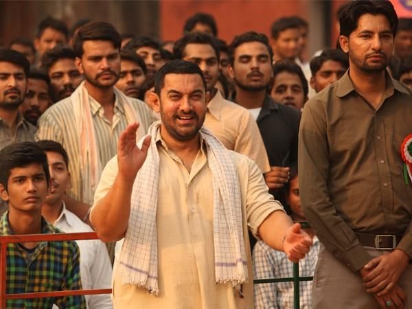 Aamir Khan’s “Dangal” Becomes The First Indian Movie To Earn Rs. 2000 Crore Worldwide!